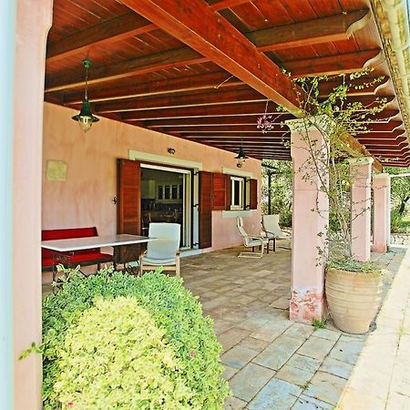 Villa Kleopatra Poulades Exterior photo